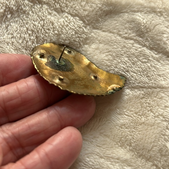 Stunning vintage brass and abalone earrings - Picture 12 of 14